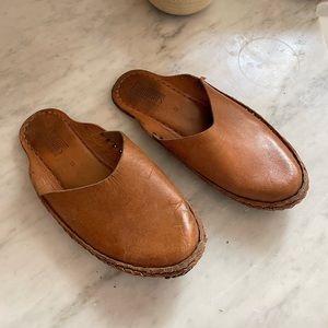 Mohinders City Slipper